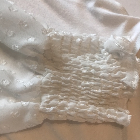 🌻 White Mock Neck Sheer Sleeve Bodysuit - Picture 3 of 5